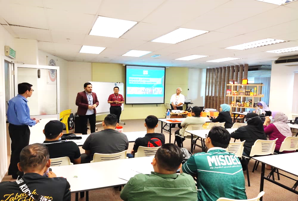 Kursus Latihan Pengendali Makanan (KKM) & Kesedaran Halal (JAKIM) Siri 1/2023