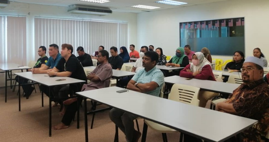 Perjumpaan usahawan bersama pengurus besar MHHSB